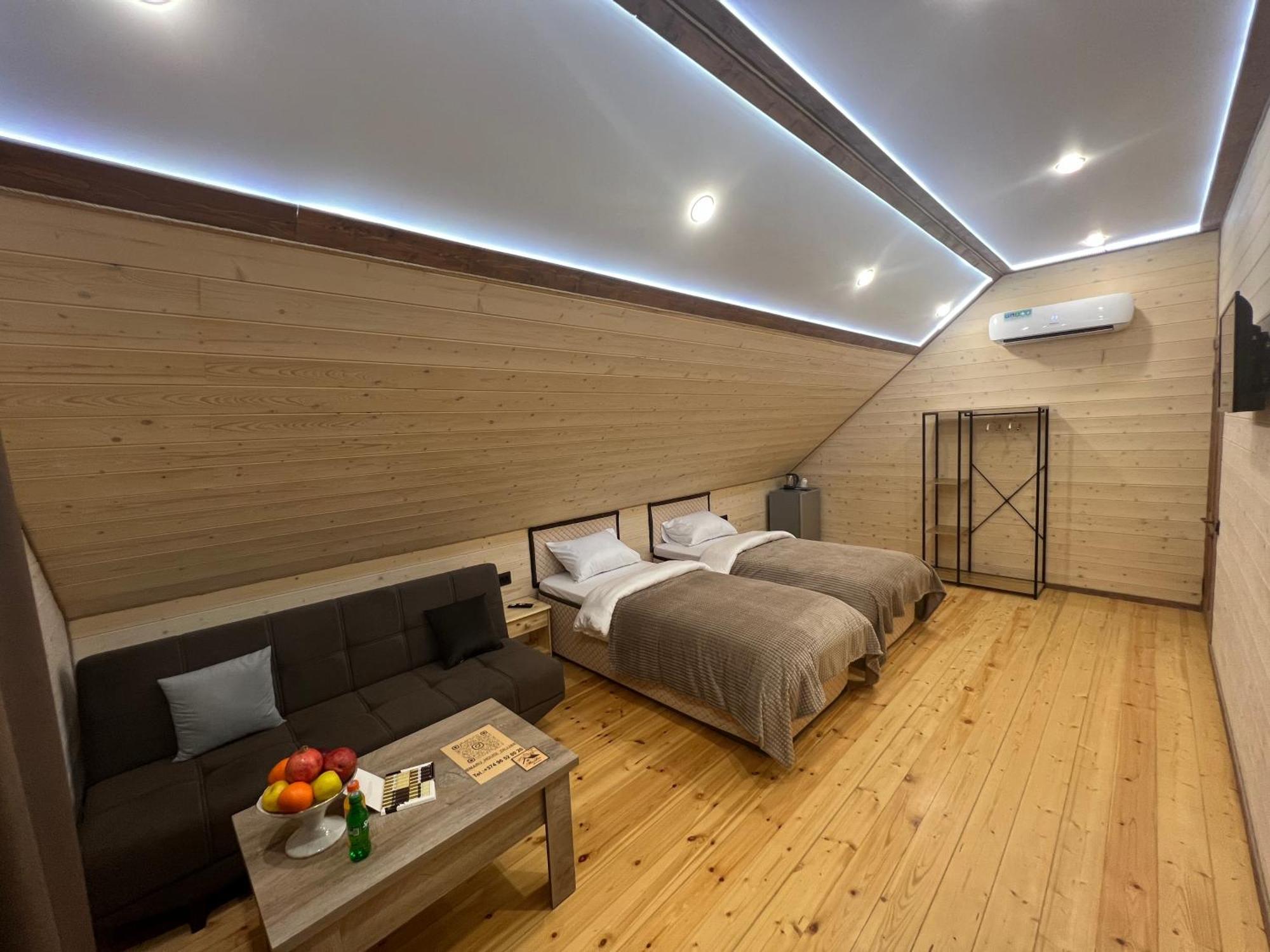 Maru House Hotel Dilijan Luaran gambar