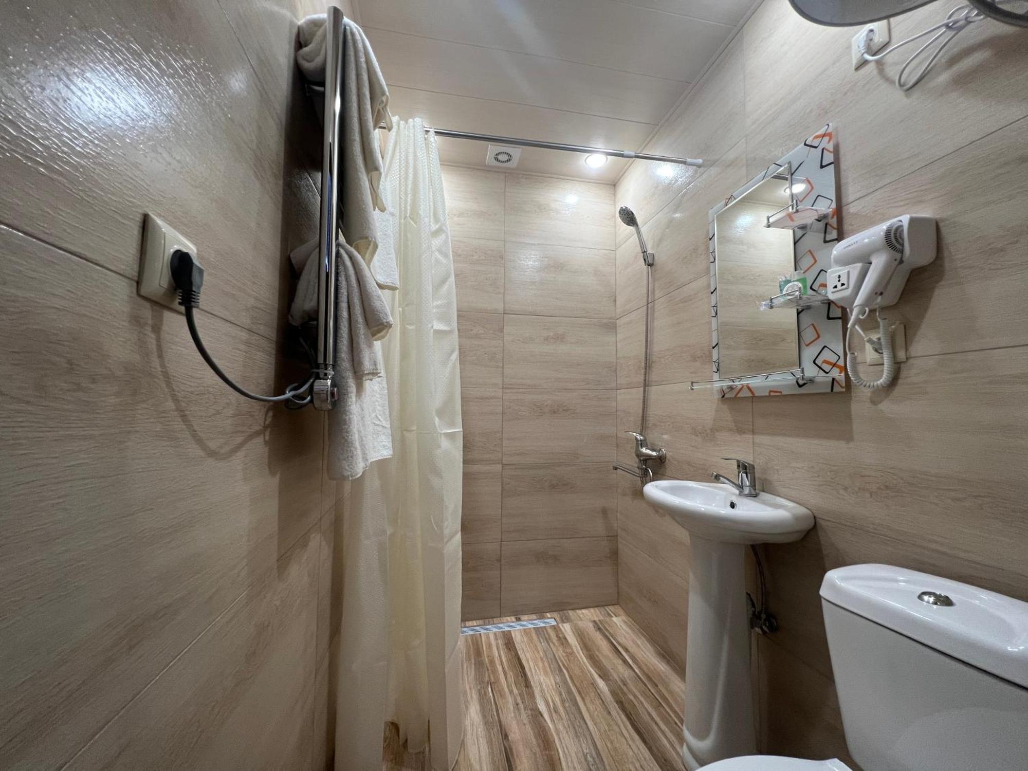 Maru House Hotel Dilijan Luaran gambar
