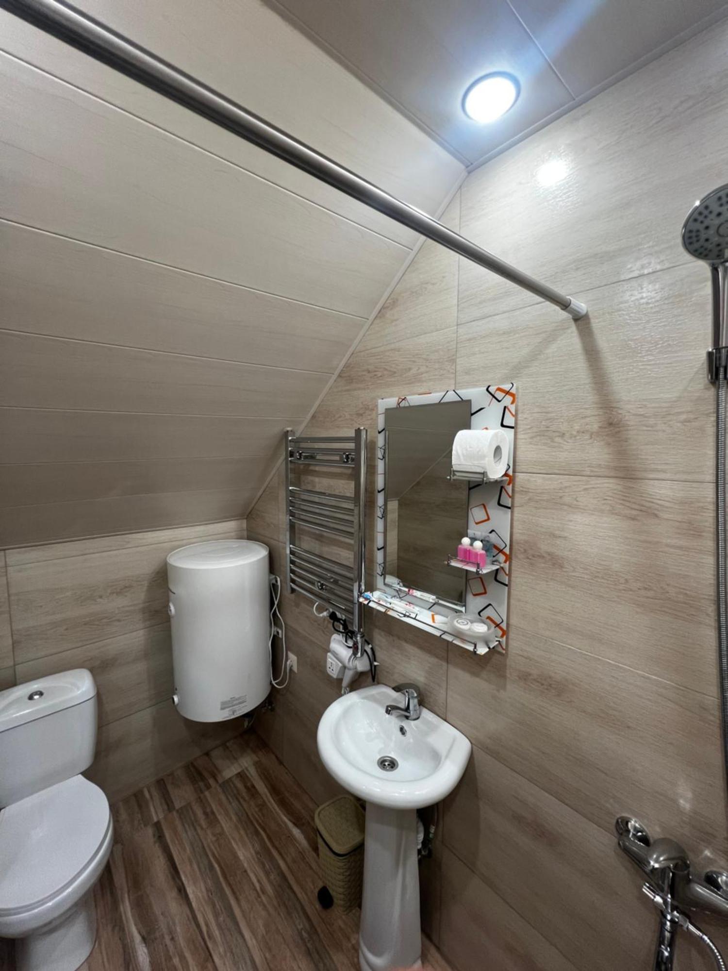 Maru House Hotel Dilijan Luaran gambar